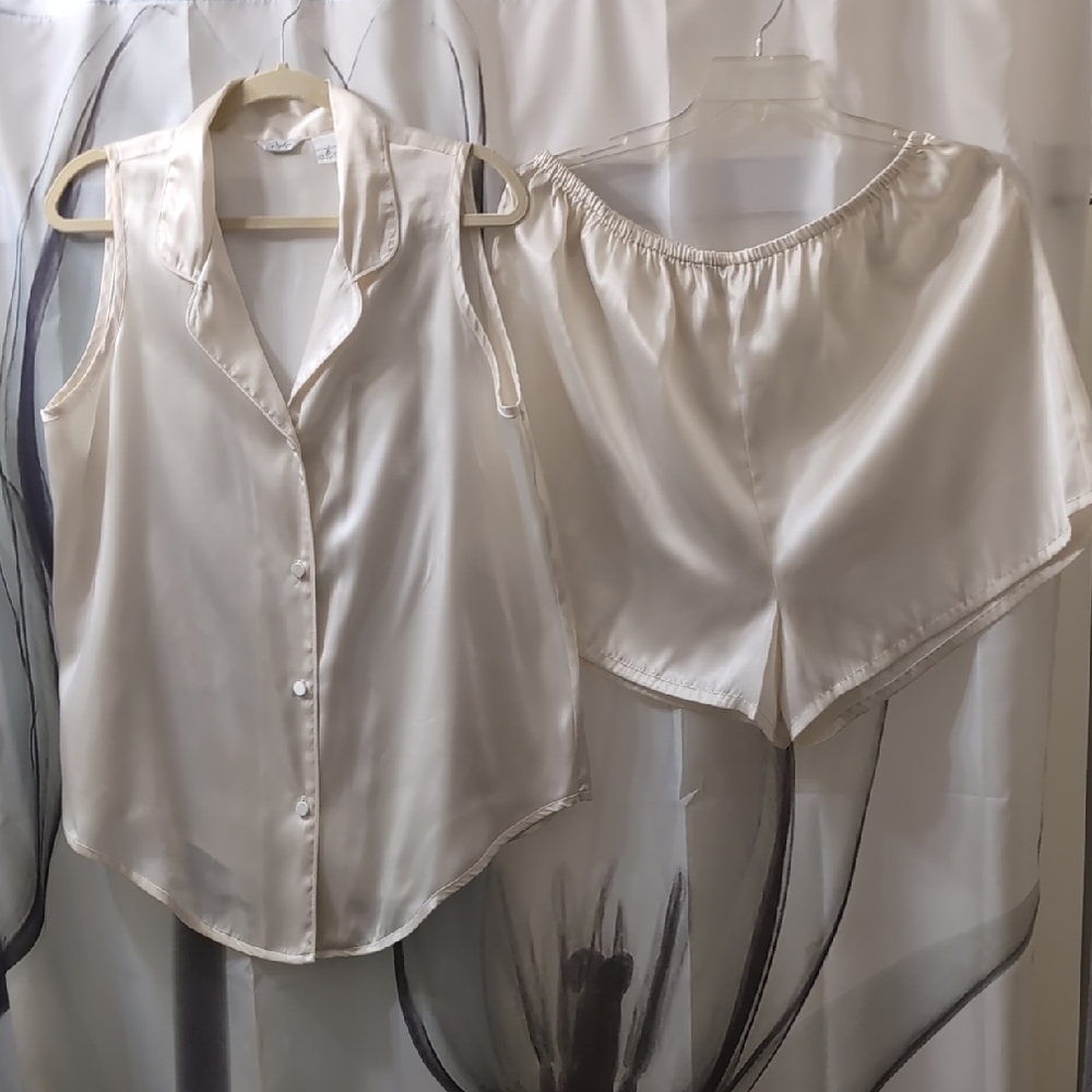 Women's Satin Cream Sleepwear Set